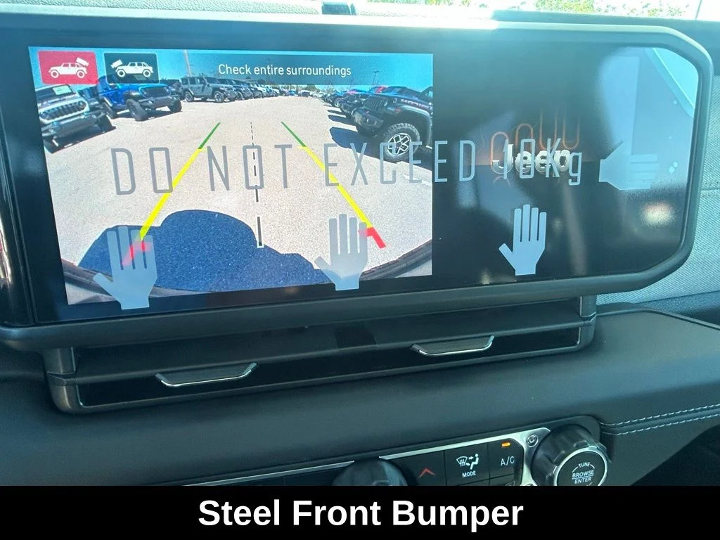 New 2025 Black Clear-Coat Exterior Paint Jeep Backcountry 4xe image 21