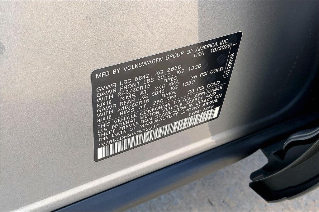 New 2027 Silver Mist Metallic Volkswagen SE image 8