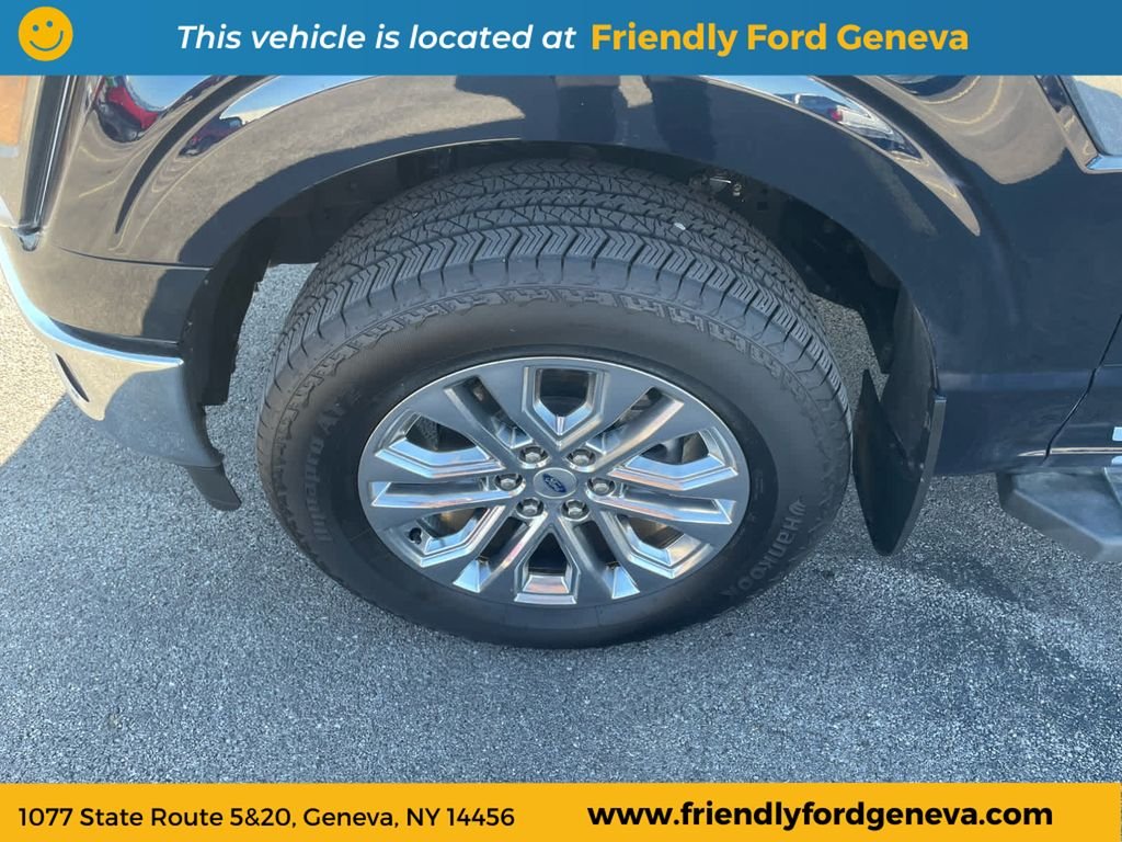Used 2025 Blue Ford Lariat image 9