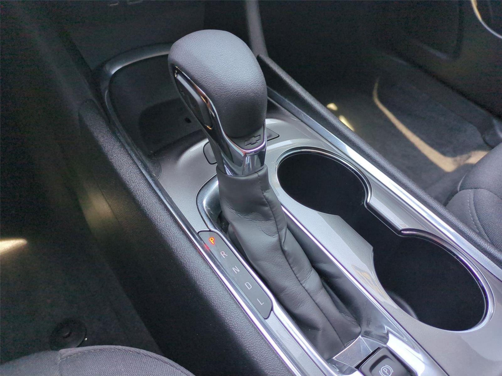 Used 2022 Mosaic Black Metallic Chevrolet LT image 29