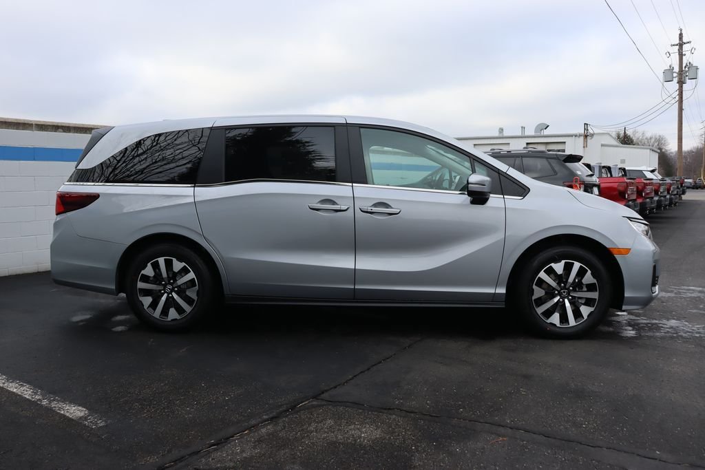 New 2026 Solar Silver Metallic Honda EX-L image 6