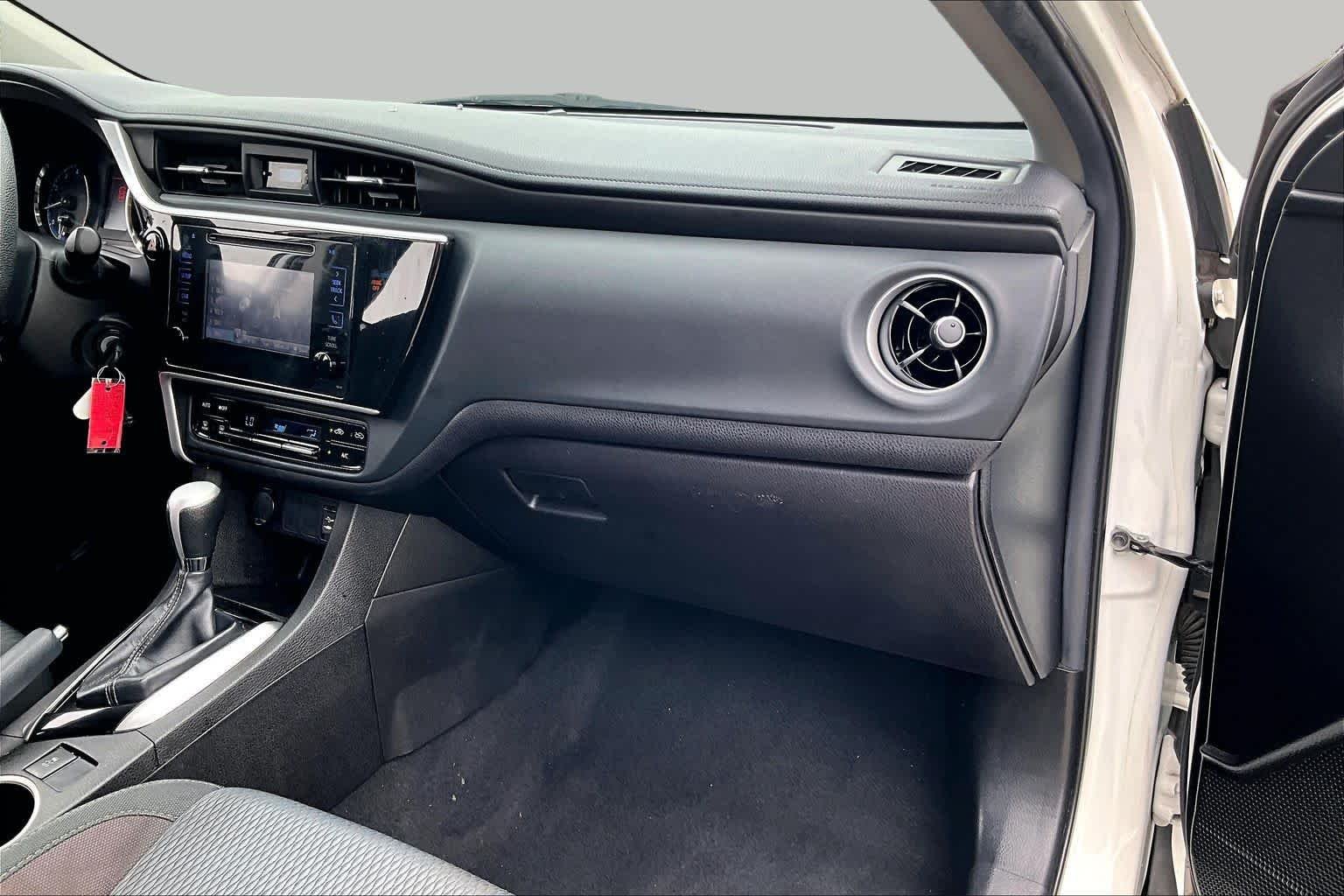 Used 2018 Super White Toyota LE image 17