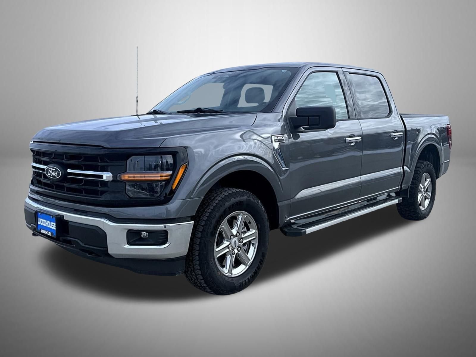 Used 2025 Gray Ford XLT image 1