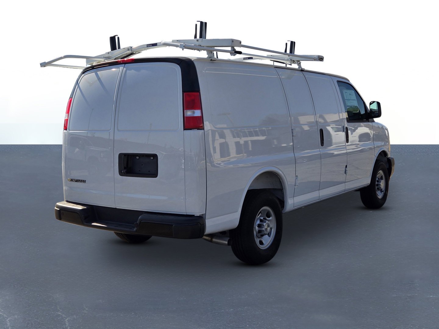 2025 Chevrolet Express Cargo Work Van - Photo 5