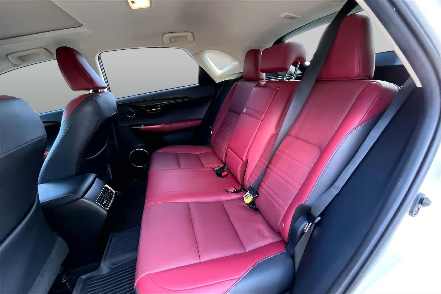 Used 2020 Eminent White Pearl Lexus  image 21