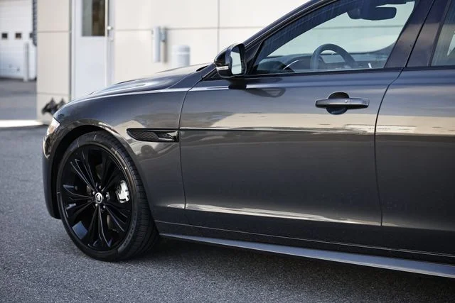 New 2024 Gray Jaguar R-Dynamic SE image 8