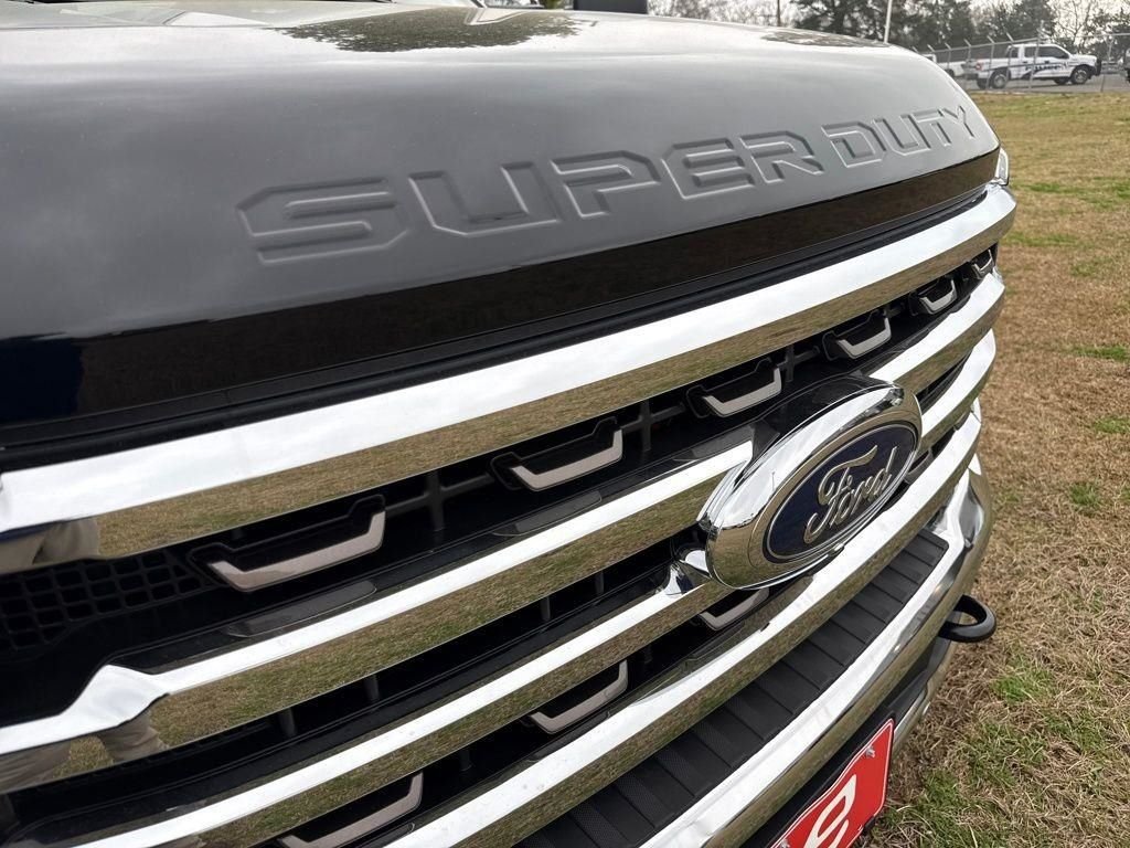 New 2026 Agate Black Metallic Ford F-250® King Ranch® image 55