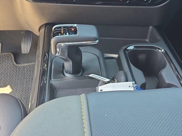 Used 2025 Black Chevrolet ZR2 image 20
