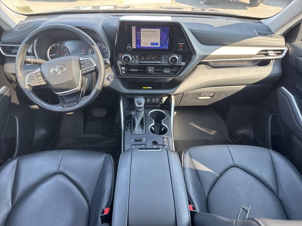 Used 2023 Midnight Black Metallic Toyota XLE image 12
