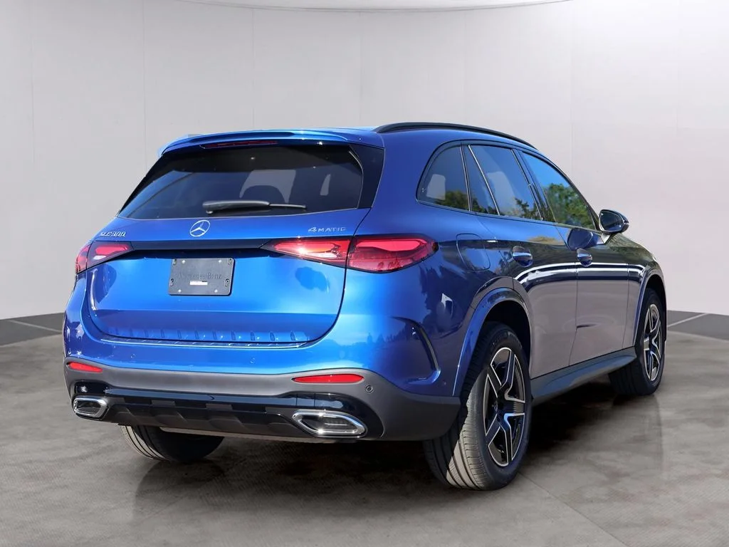Certified Used 2026 Starling Blue Metallic Mercedes-Benz GLC 300 image 5