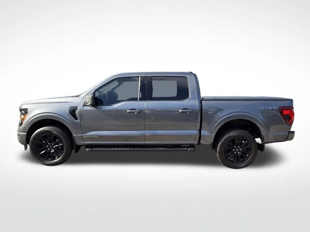 Used 2024 Gray Ford XLT image 8