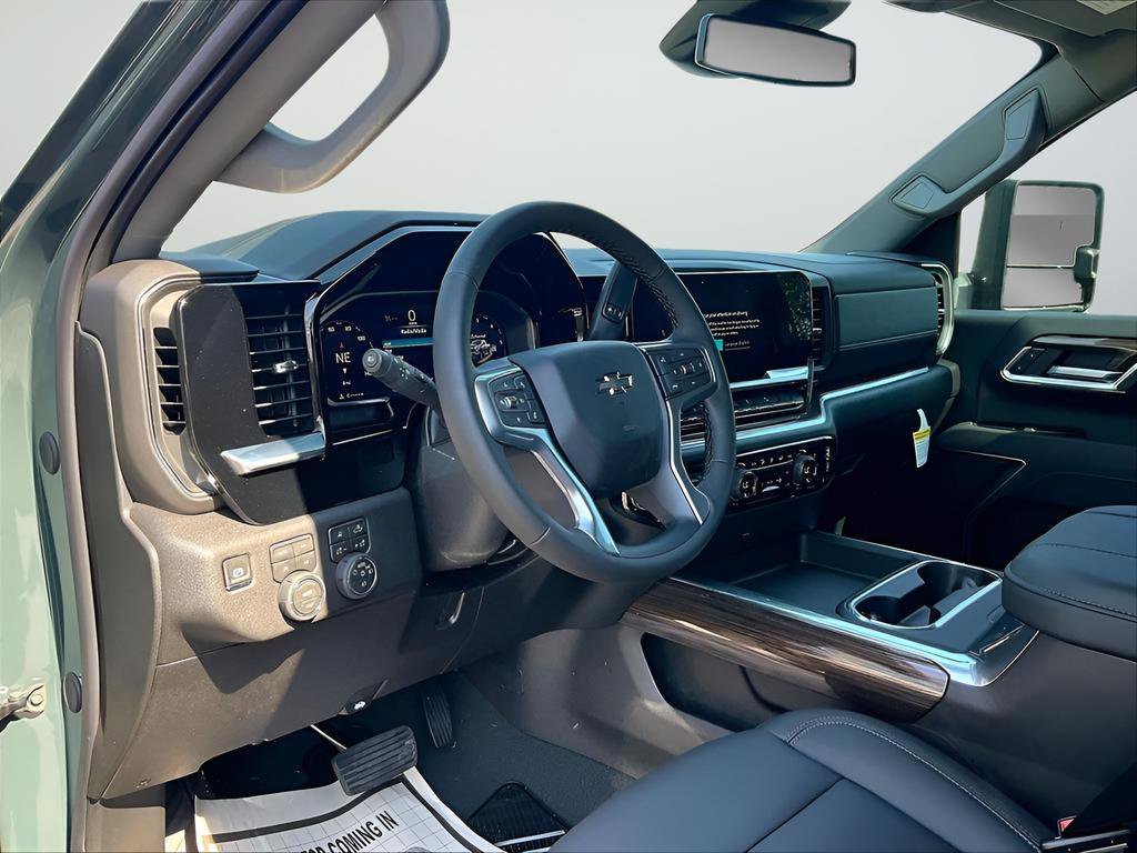 New 2026 Chevrolet Silverado 2500HD LT 4D Crew Cab