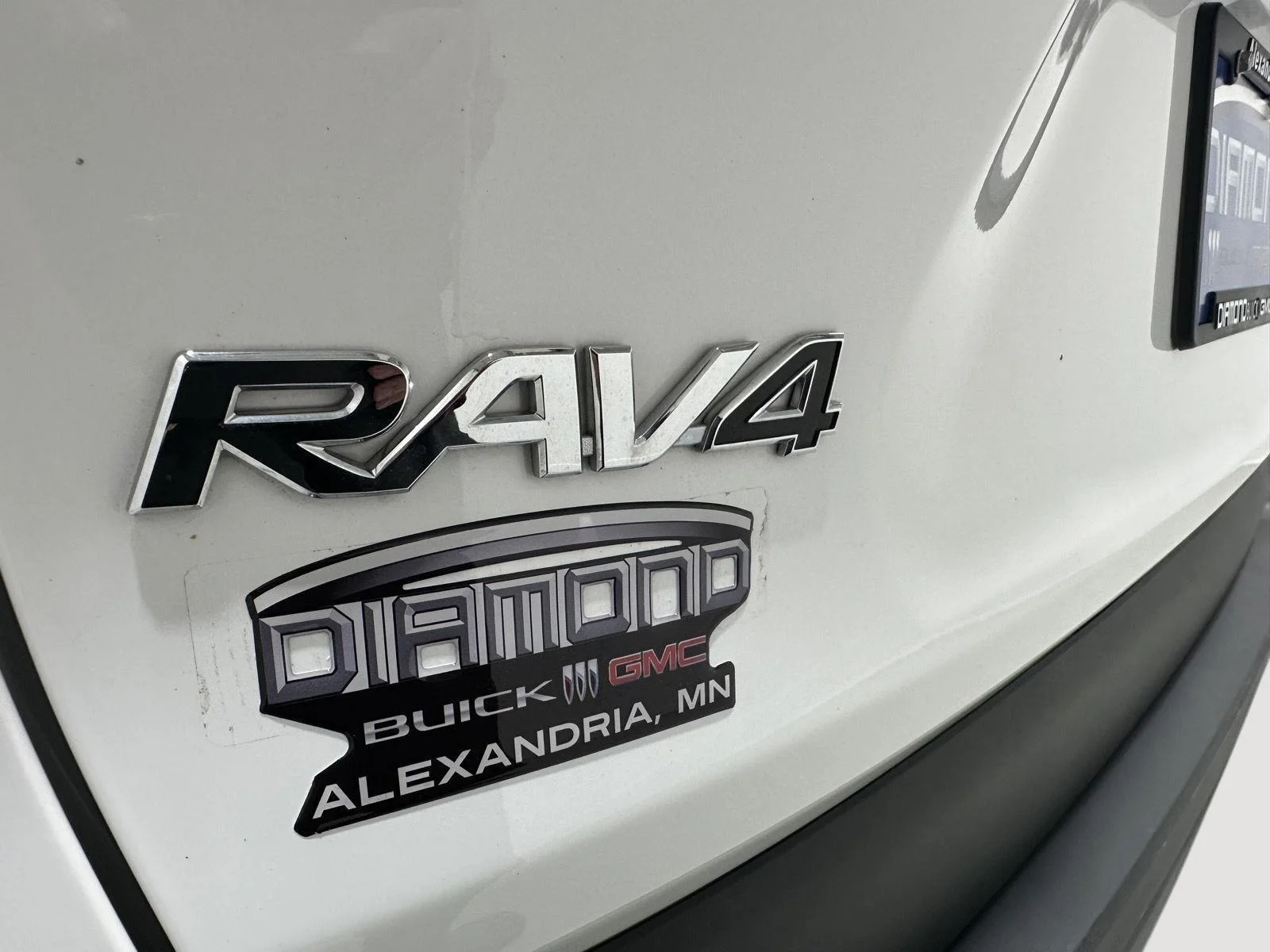 Used 2024 Ice Cap Toyota Hybrid LE image 29