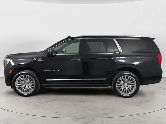 Used 2023 Onyx Black GMC Denali image 2
