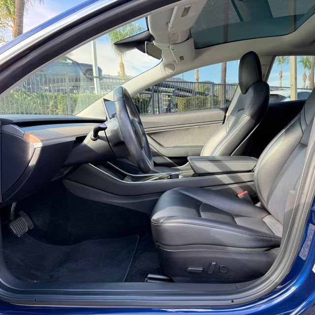 Used 2019 Blue Tesla Standard Range Plus image 35