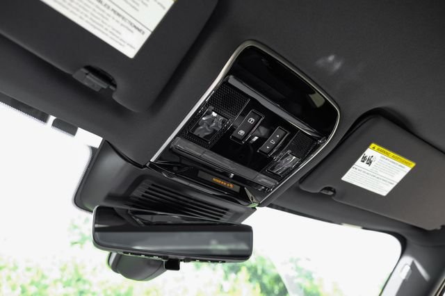 New 2026 Charente Grey Land Rover SE image 31