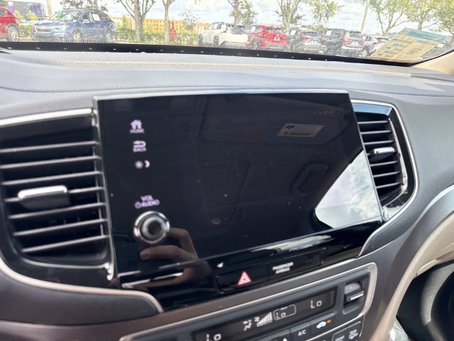 Used 2021  Honda EX-L image 25