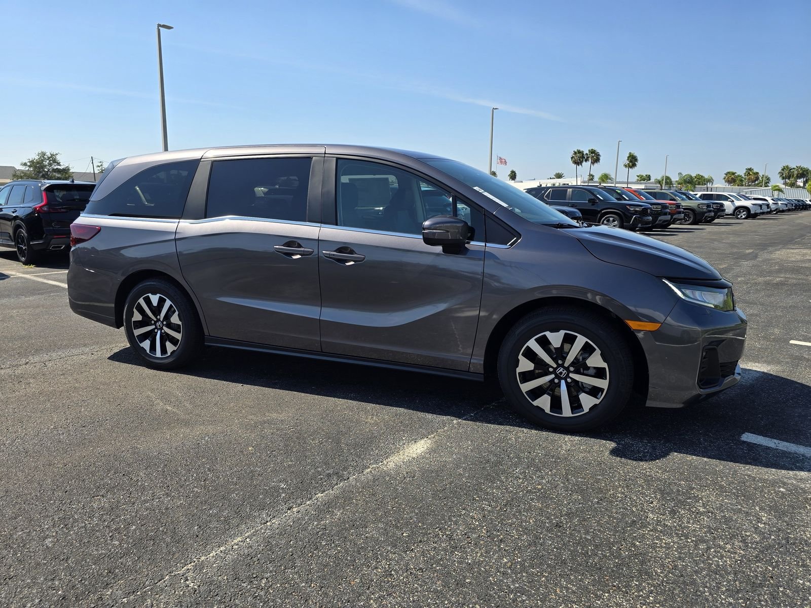 New 2026 Modern Steel Metallic Honda EX-L image 2