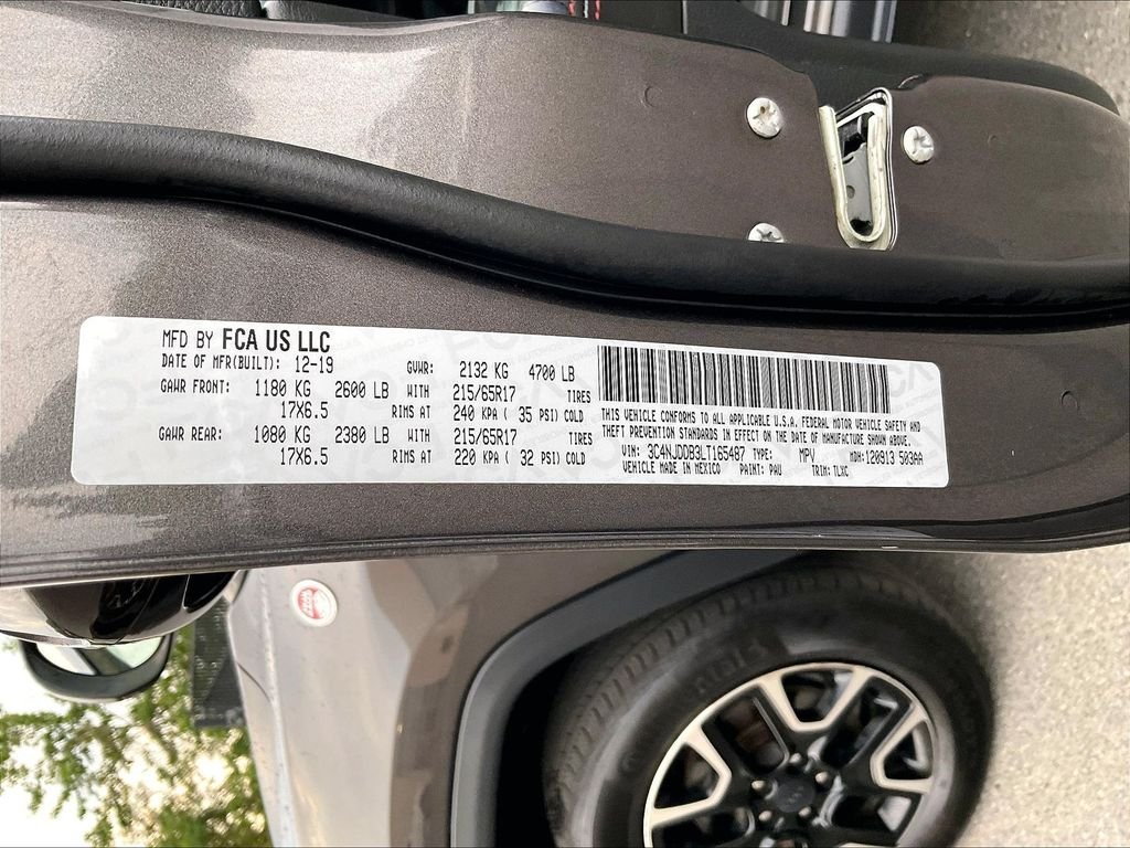 Used 2020 Granite Crystal Metallic Clearcoat Jeep Trailhawk image 34