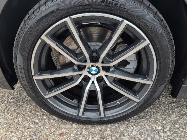 Used 2022 Mineral Grey Metallic BMW 330i xDrive image 21