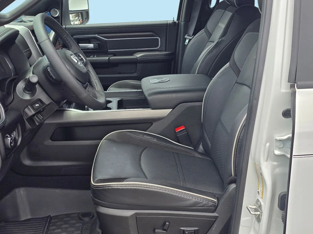 Used 2025 White Ram Laramie image 17