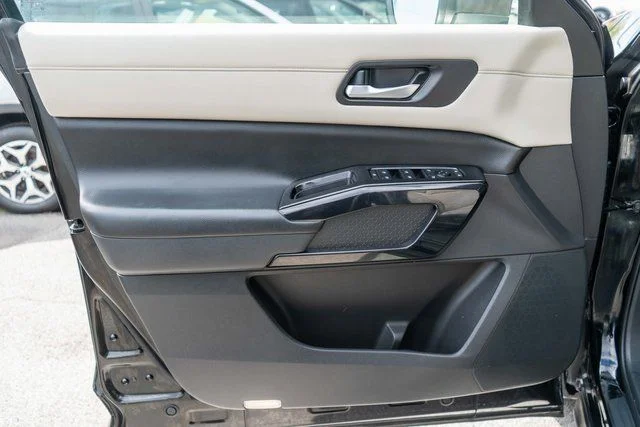 Used 2022 Black Nissan SV image 19
