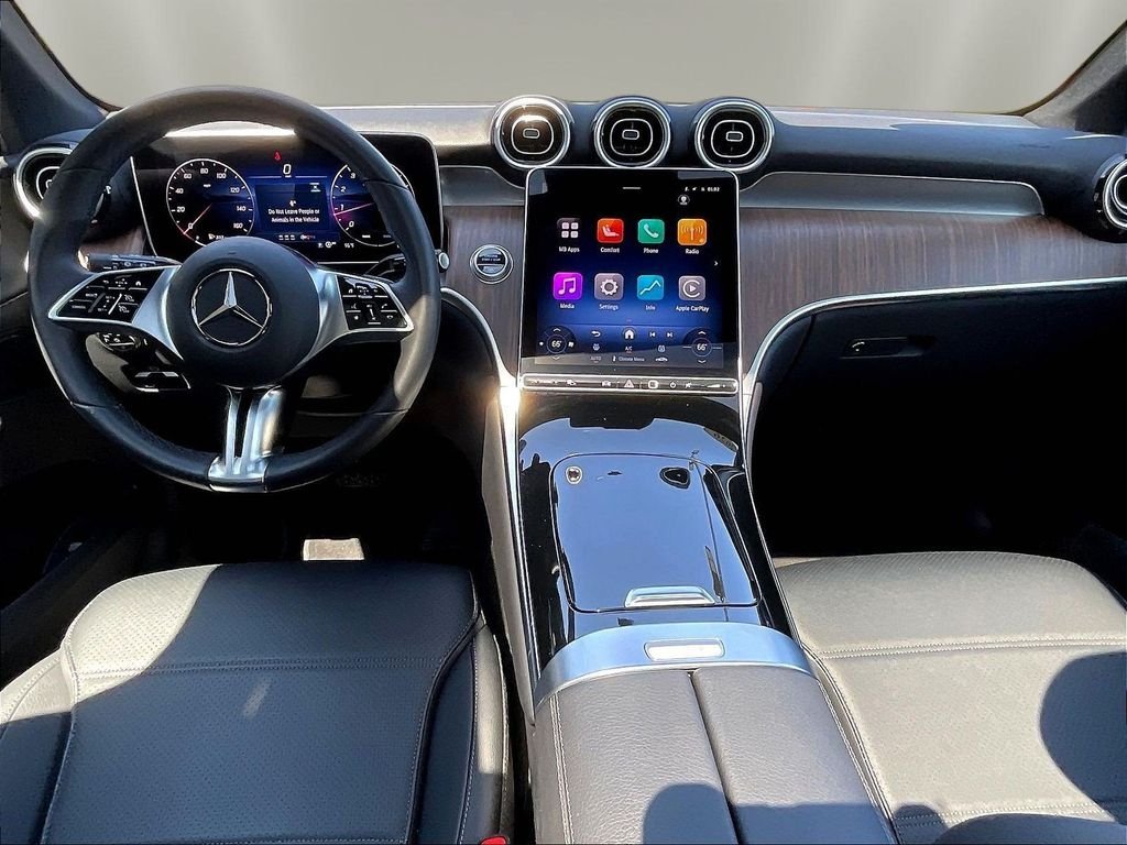 Used 2026 Black Mercedes-Benz GLC 300 image 9