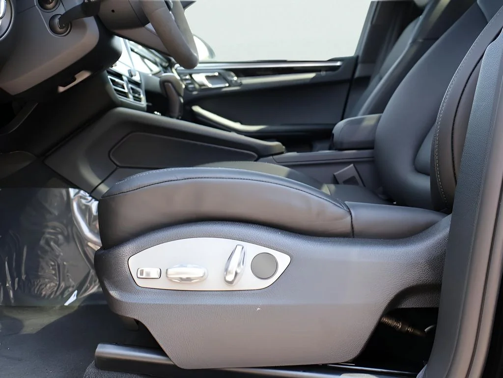 Used 2025 Jet Black Metallic Porsche T image 35