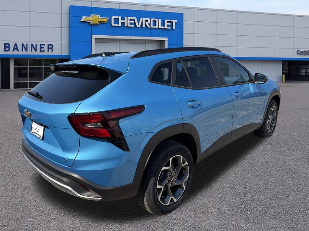 2026 Chevrolet Trax LT - Photo 8
