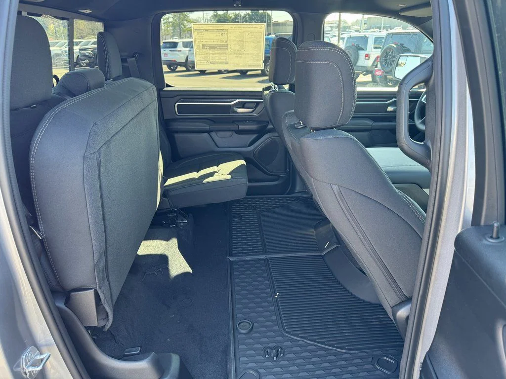 2025 RAM 1500 Big Horn/Lone Star - Photo 20