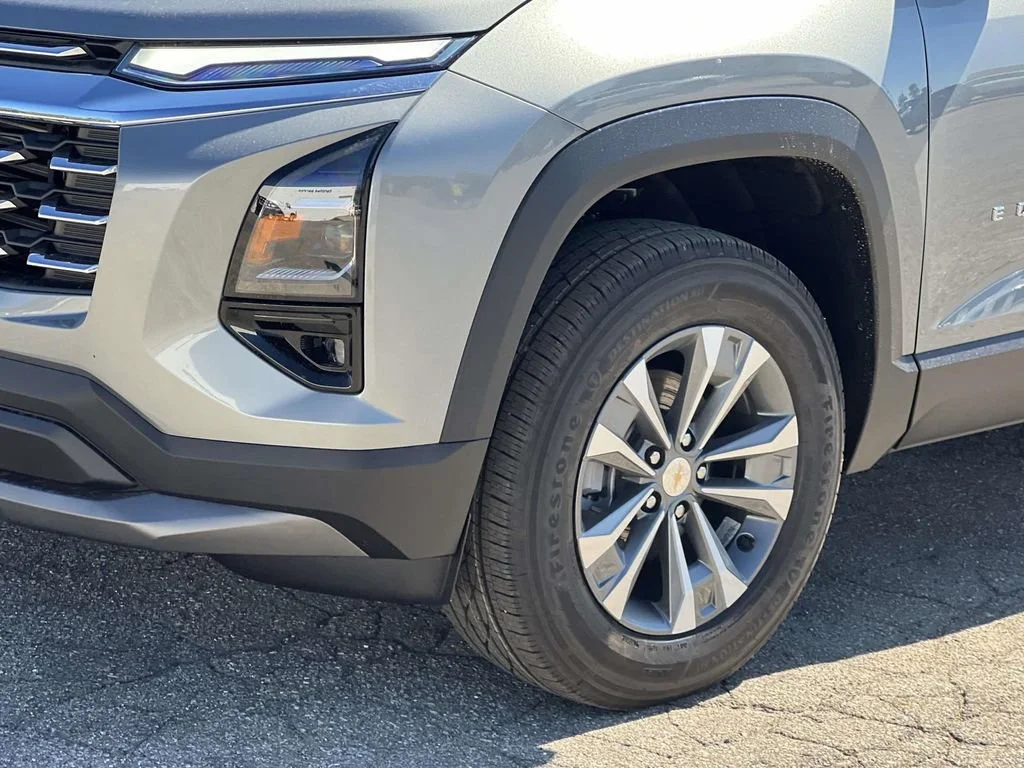 2026 Chevrolet Equinox LT - Photo 8