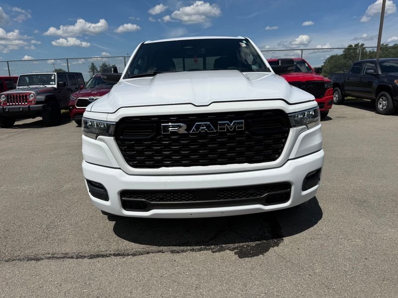 Used 2025 White Ram Big Horn/Lone Star image 2
