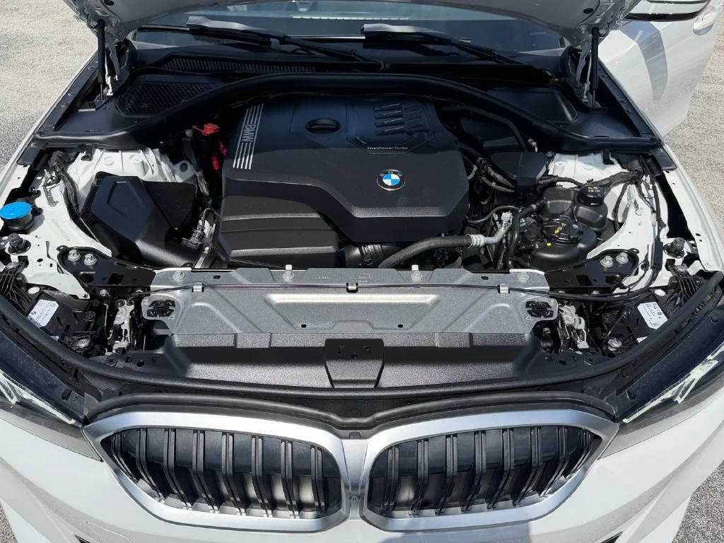 Used 2024 White BMW 330i image 20