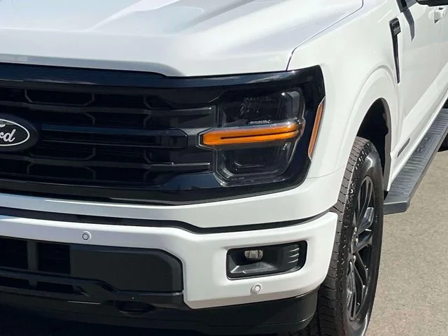 Certified Used 2024 Oxford White Ford XLT image 9