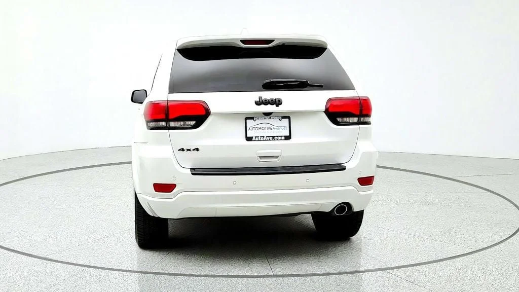 Used 2020 Bright White Clearcoat Jeep Altitude 4x4 image 6