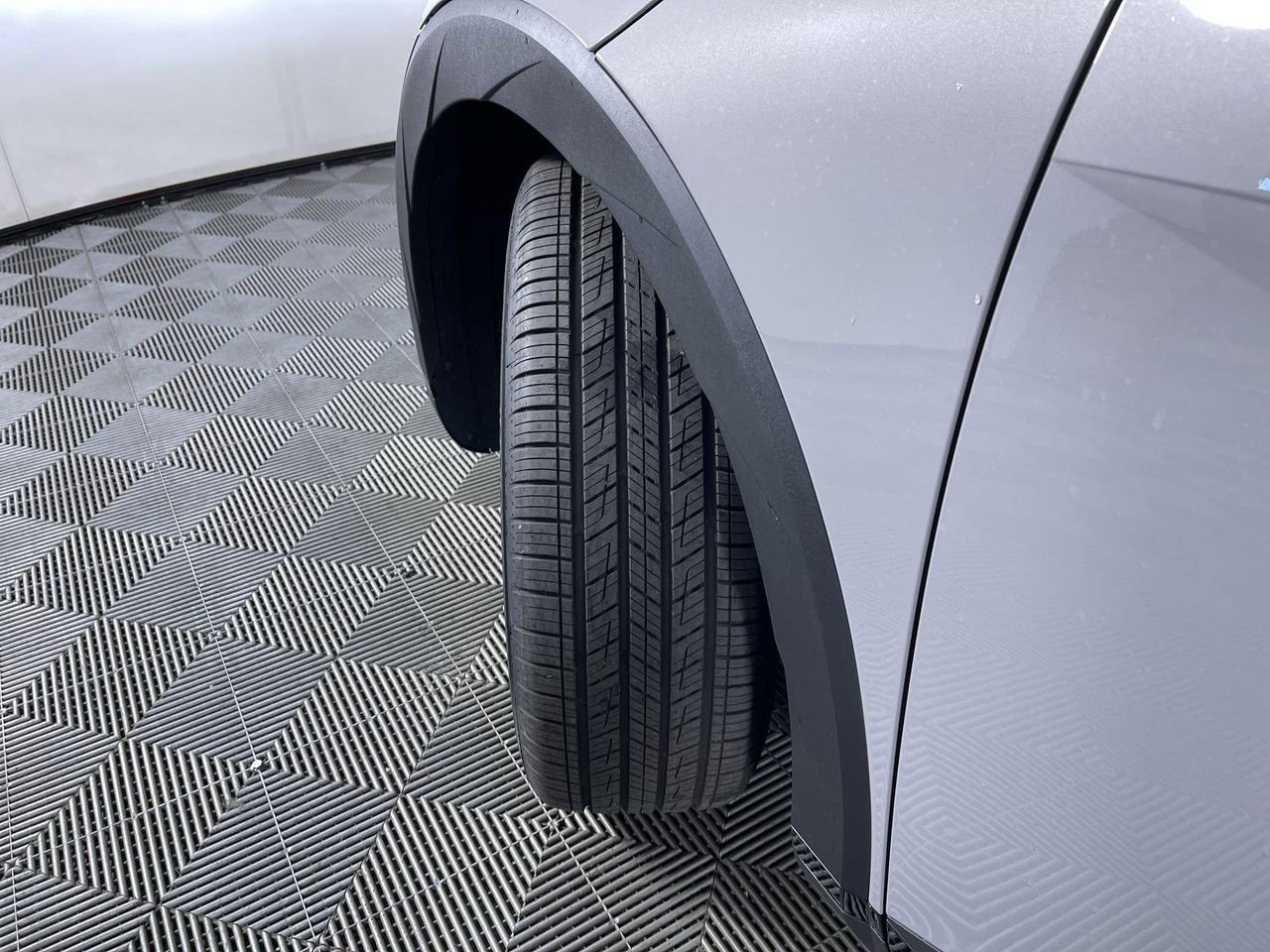 New 2026 Cyber Gray Hyundai SEL image 10