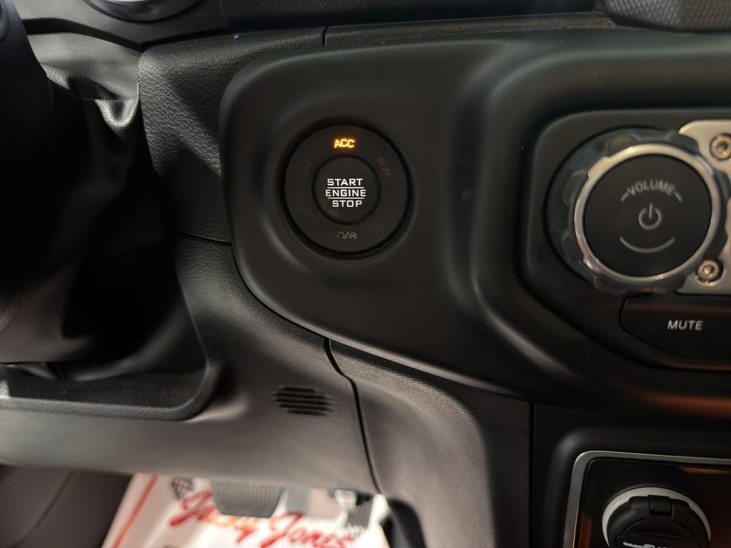 Used 2023 Black Clearcoat Jeep Sahara High Altitude image 24