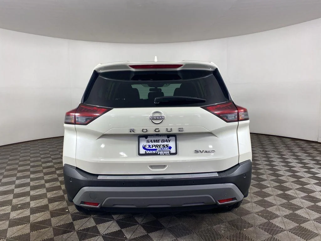 Used 2023 Pearl White Nissan SV image 14