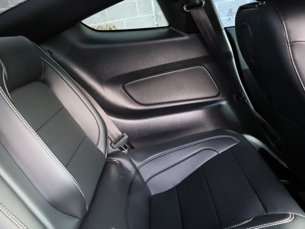 Used 2022 Oxford White Ford Shelby GT500 image 15