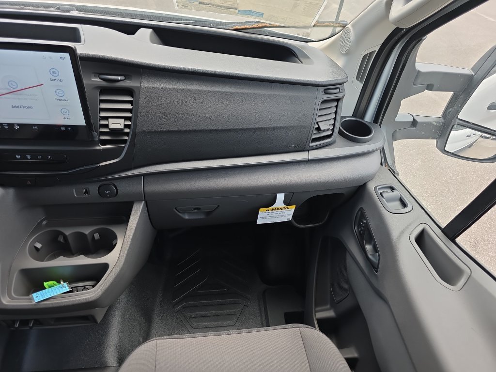 New 2026 Oxford White Ford Cargo Van image 17