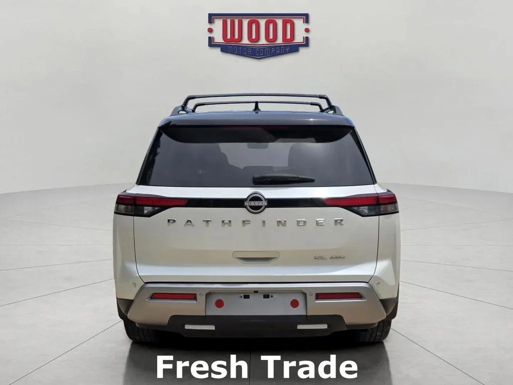 Used 2023 Pearl White Tricoat Super Black Nissan SL image 5
