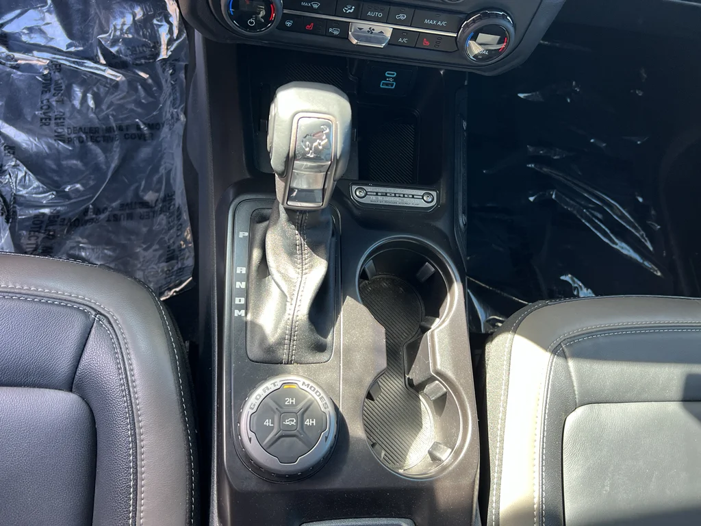 Used 2025 Desert Sand Ford Outer Banks image 20