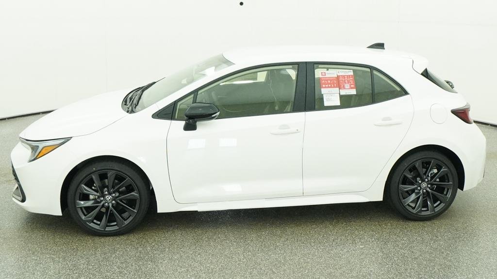 New 2026 Ice Cap Toyota XSE image 3
