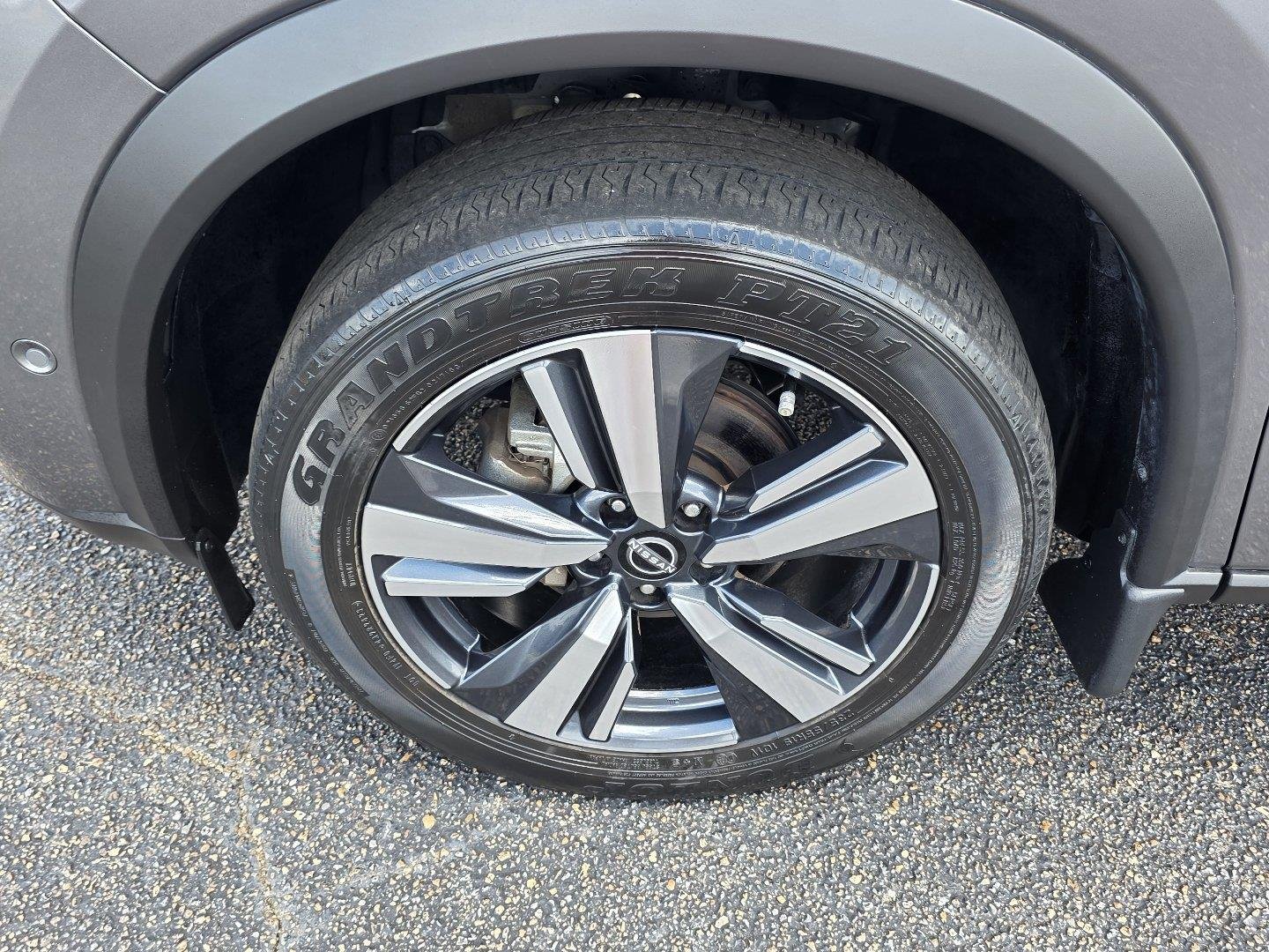 Used 2023 Gun Metallic Nissan Platinum image 37
