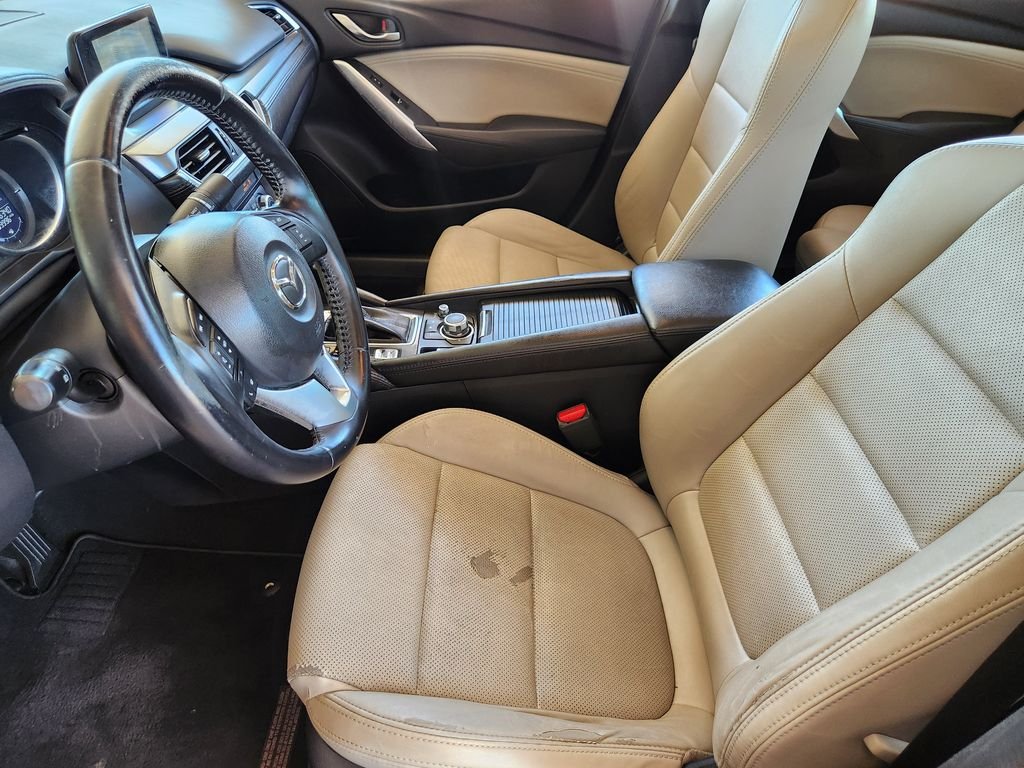 Used 2016 RED Mazda i Touring image 14