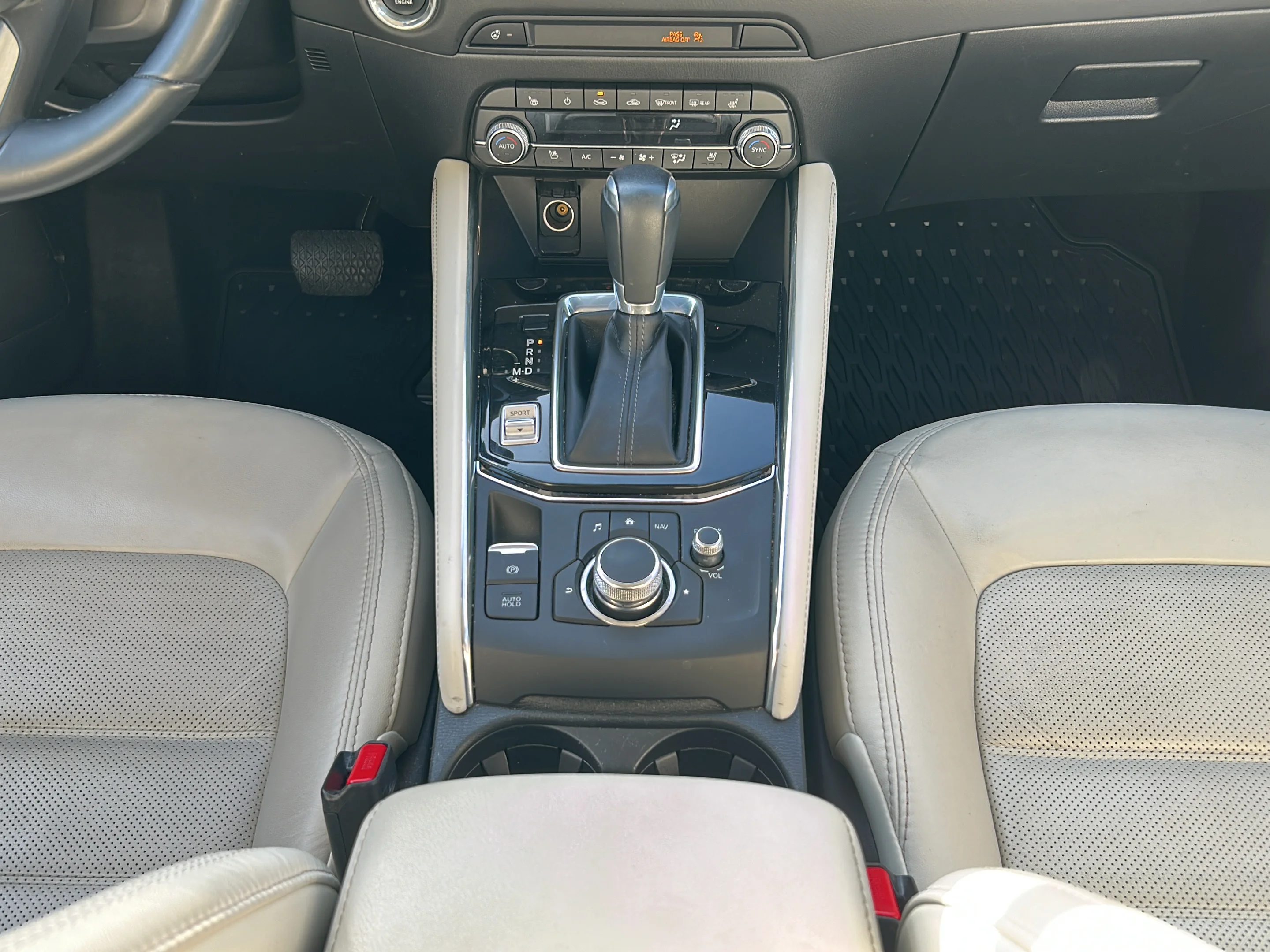 Used 2019 Soul Red Crystal Metallic Mazda Grand Touring image 15