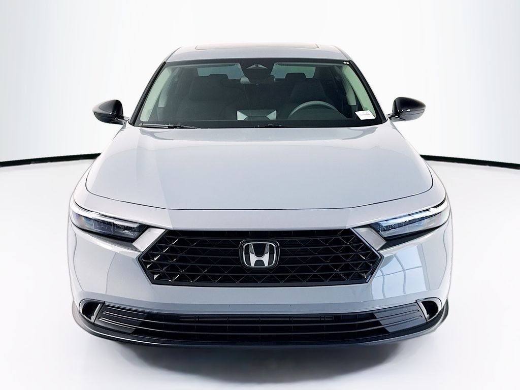 Certified Used 2025 Urban Gray Pearl Honda SE image 2