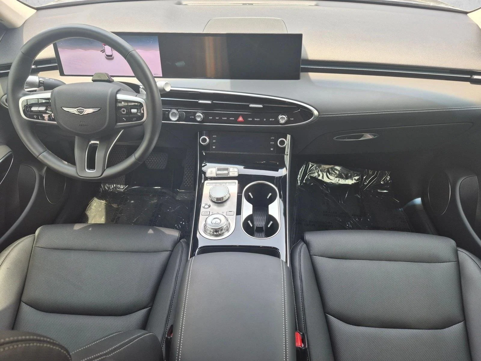 2026 GENESIS GV70 Standard - Photo 17