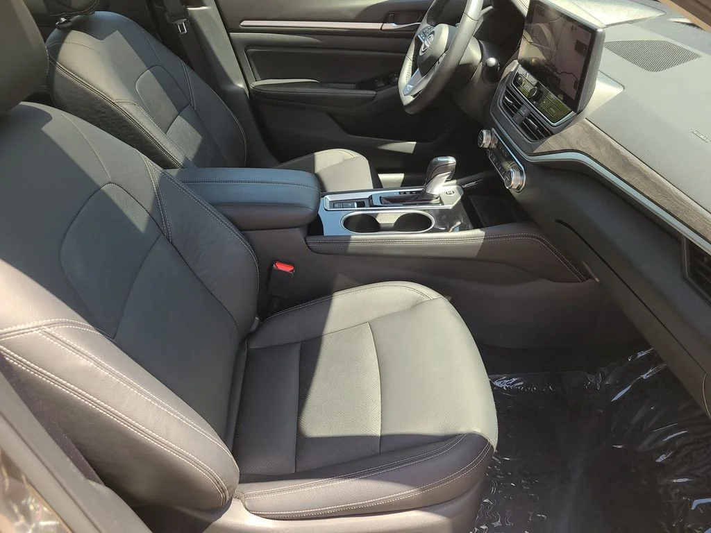 Used 2025 Gray Nissan 2.5 SL image 12
