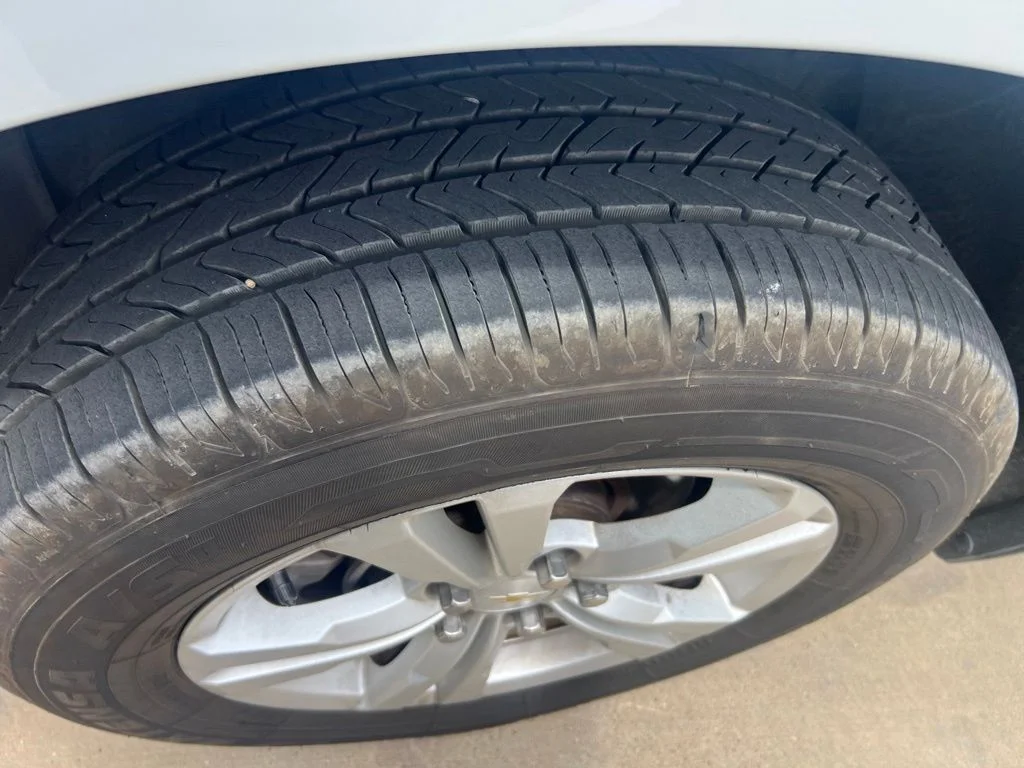 Used 2017 White Chevrolet LS image 2